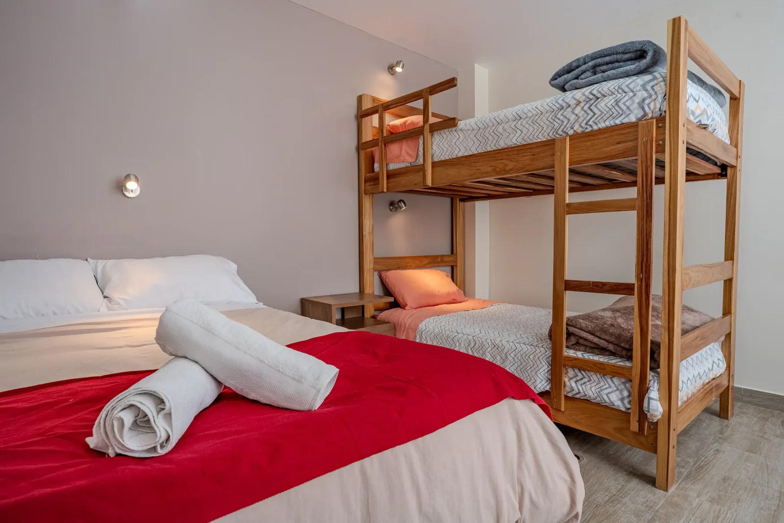Family room for up to 4 guests at Me Gusta Sucre Inn
