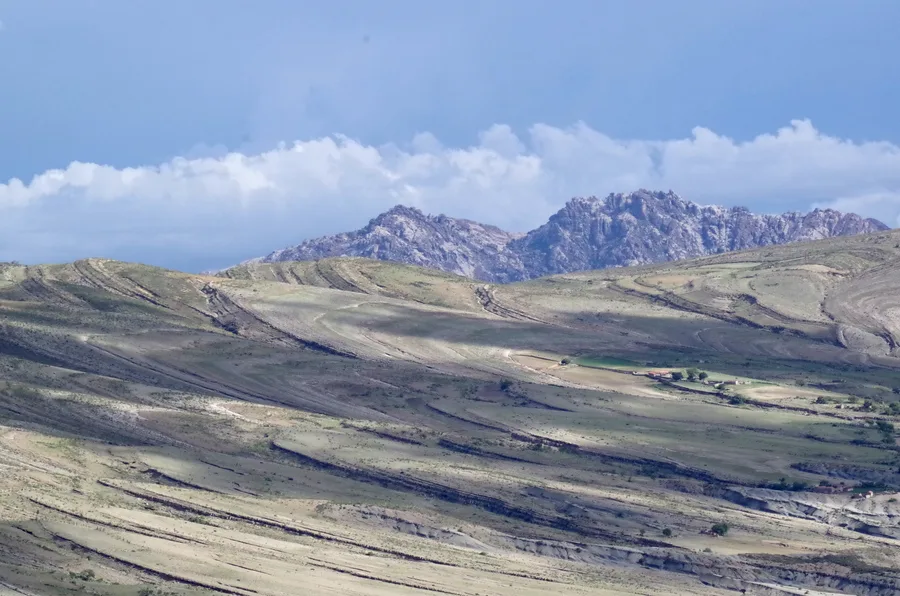 Maragua crater hiking